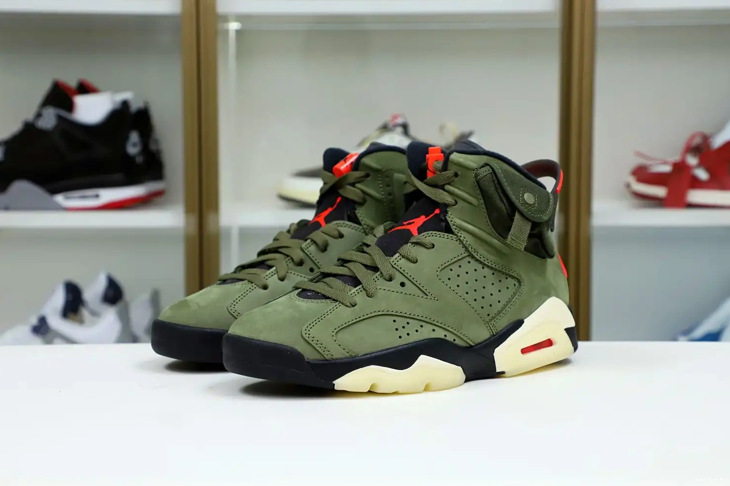 X RETRO JORDAN 6 Kimikick 'OLIVE' SCOTT TRAVIS AIR 0814